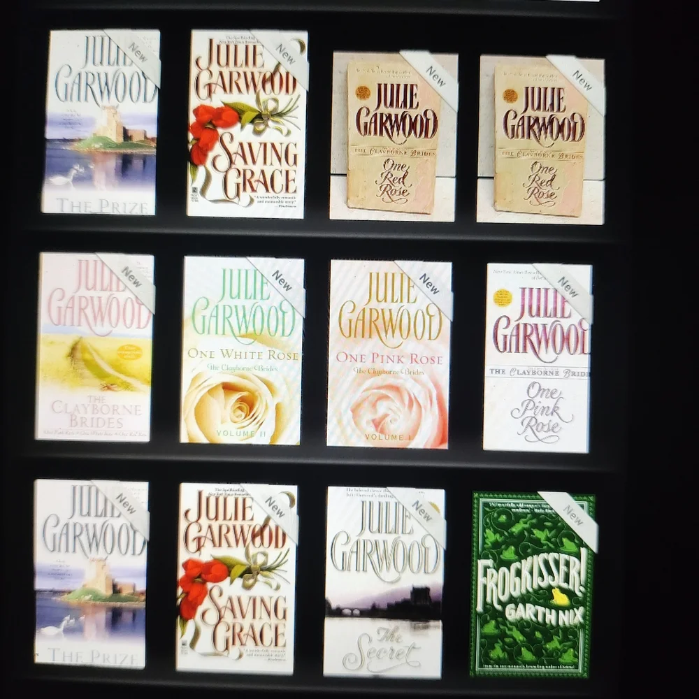 Kindle Loaded With Over 10,000 Books. Over 20 Years Worth!!!!